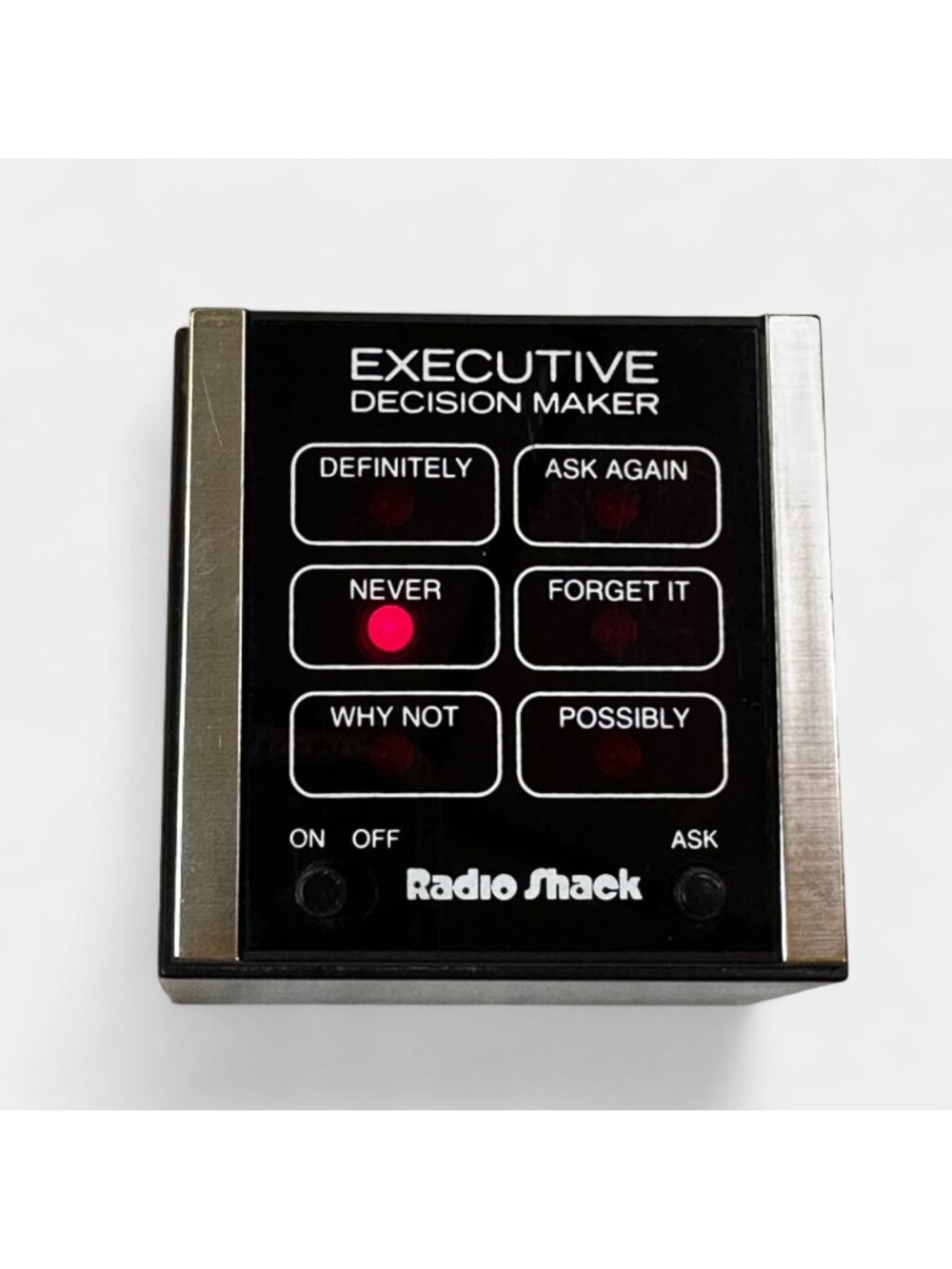 Retro Radio Shack Executive Decision Maker LED Desktop Toy Woodgrain Finish Mode